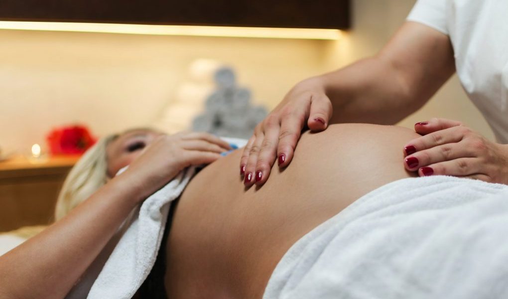 pregnant women massage